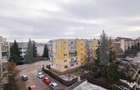 Apartament generos: 97,5 mp, 5 camere, 2 bai mari - 2