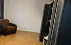 Vand apartament la pachet cu garaj mare .Garajul este situat la 50 m de bloc.
