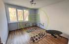Apartament 2 camere, semidecomandat, cartier Sarari, zona Spania - 2