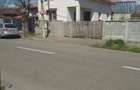 Casă cu 3 camere cu Teren 230 Mp în Central - 1
