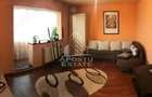 Apartament cu 3 camere, centrala proprie, zona Cetatii