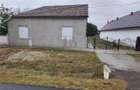 Proprietate cu potential investitional in Pischia 190 mp utili, teren