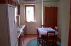 Inchiriez apartament decomandat central 2 camere - 3