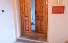 Locuin?a ultracentrala compusa din doua apartamente cu intrari separate - 8