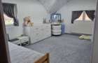 Vand casa moderna, 3 camere decomandate, Vetis, Satu Mare - 2