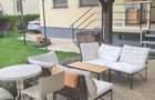 Casă cu Teren 800 Mp în Malu - 2