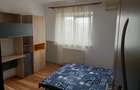 Inchiriez camera intr un apartament de doua camere decomandat in strand - 1