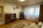Apartament 3 camere semidecomandat, Et. 2/4 Craiovita, zona Scoala 30