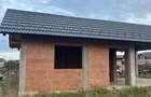 Vila de vanzare, in Carpinis - 11