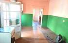 DE INCHIRIAT: Casa 3 camere, 90 mp, curte 200 mp cu vi?a de vie Zona Calea ?agului