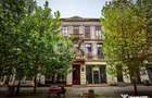 Apt 2 camere, 2 boxe mari, in Centrul Istoric - 1