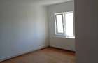 Vand apartament 2 camere semidecomandat zona Centrala Filiasi