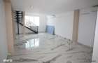 Spatiu Comercial De vanzare cu teren proprietate !!