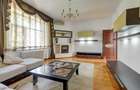 Apartament 4 camere si mansarda in vila, Calarasilor Traian - 1