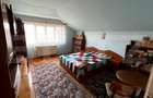 Casă de vânzare 7 camere, 300 mp utili, teren 839 mp, zonă centrală