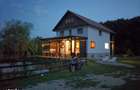 Casa cu 5 camere, 2 etaje, curte mare - 5