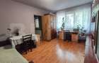 Apartament cu 3 camere, 49 mp, etaj 1, mobilat, zona Micro 15 - 12
