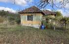 Casa cu 3 camere si un teren de 35,50 mp
