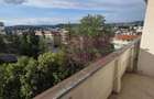 Apartament cu 3 camere de inchiriat in Campina, zona centrala - 2