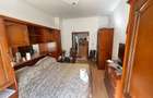 Apartament-2-Camere-Decomandat-La-Casa-Pivnita-Pod-Curte-Comuna - 2