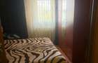 Apartament cu 2 camere transformat in 3 - spatios - cartier Rovine - 4