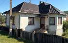 Casa de vanzare + curte 1900 m2 - 3
