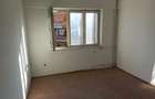 Vanzare urgenta Apartament 2 camere + boxa, zona centrala in Lipova, 40,10 mp.