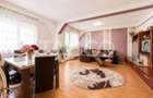 Apartament foarte spatios 3 camere balcon zona Cedonia intabulat