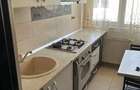 Inchiriez apartament cu doua camere!