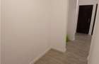 Decomandat cu 2 balcoane la etajul 3 in bloc anvelopat
