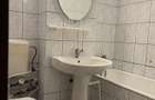 Inchiriez apartament 2 camere,Trivale.Disponibil din 17 septembrie - 3