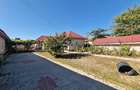 Cogealac(Strada Mare)- Casa 4 camere, teren 1519mp, toate utilitatiile - 58.000e