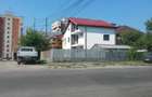 Casă cu 5 camere în Craiovița Nouă - 4