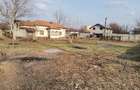 Teren intravilan+ casa de vanzare