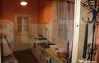 Casa tradi?ionala cu curte generoasa, in centrul locali - 4