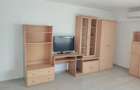 Inchiriez apartament 2 camere.
