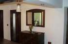 Apartament 3 camere, la parter in Slanic Moldova - 4