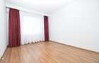 Apartament 3 camere, centrala termica, etaj 3 , proprietar - 1