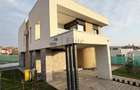 Vila / Casa de vanzare in Oradea, zona Dealuri - 9