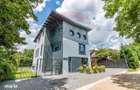 Casa / Vila exclusivista cu 9 camere de vanzare in Otopeni - 9