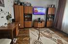 Apartament de vanzare cu 3 camere in casa zona Bartolomeu Nord - 1