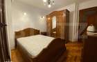 1 camera decomandata de inchiriat intr-un apartament cu 4 camere, zona - 2