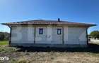Casa de vanzare, 111 mp, 800 mp de teren, zona Chintelnic