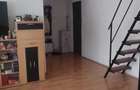Inchiriez apartament la mansarda - 1