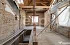 Casa cu arhitectura deosebita, 842 mp ?i teren de 1.048 - 18