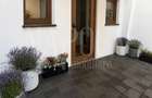 Apartament o camera de vanzare in Floresti - 1