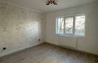 Vand 2 decomandate str Mioritei