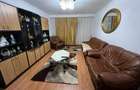 Inchiriez apartamnet 3camere  - 9
