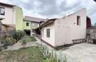 Imobil cu 3 apartamente - 270 mp construiti - langa Palatul Baroc lo