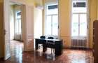 Apartament de vanzare de 115 mp in casa (Cladire Istorica) la curte comuna cu acces auto, zona Ultracentrala langa Primaria Arad - 1